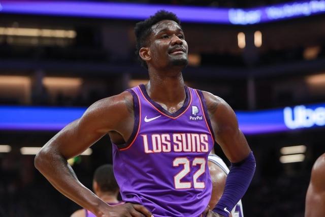 天空体育：阿莫林可能周日就带曼联对阵切尔西